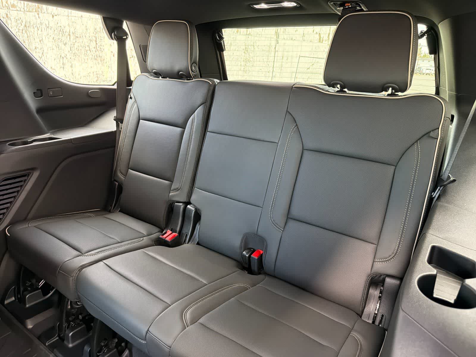 Thumbnail: 2026 Chevrolet Tahoe - 16