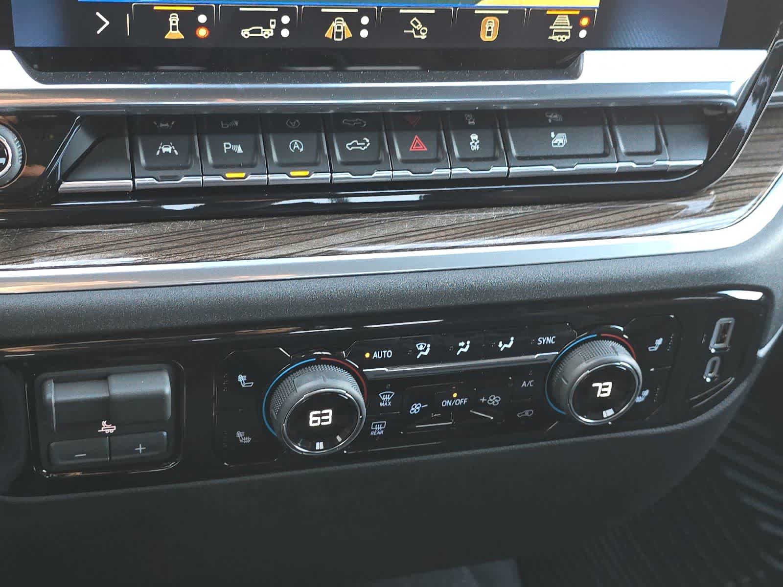 Thumbnail: 2026 Chevrolet Silverado 1500 - 20