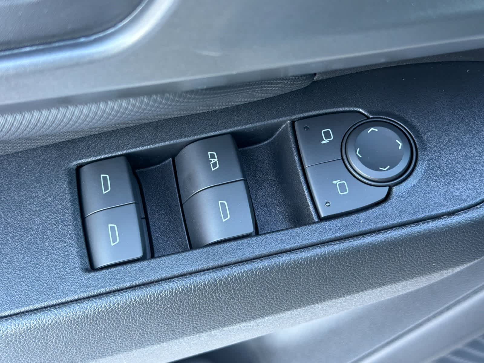 Thumbnail: 2026 Chevrolet Equinox - 13