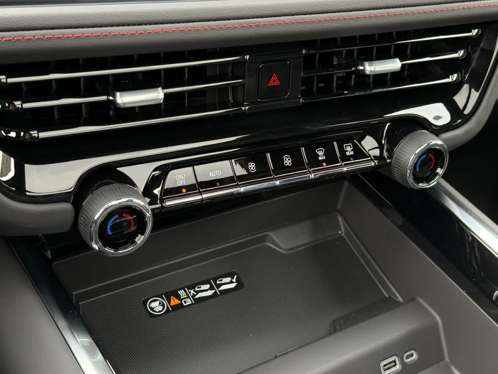 Thumbnail: 2026 Chevrolet Suburban - 22