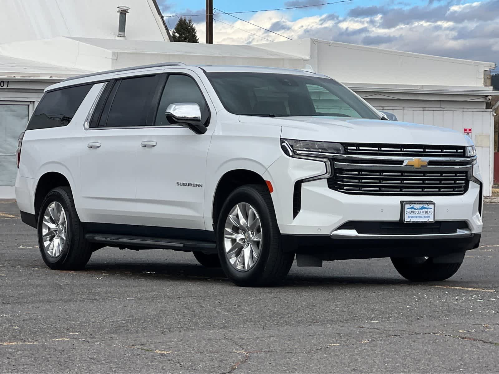 Thumbnail: 2023 Chevrolet Suburban - 9