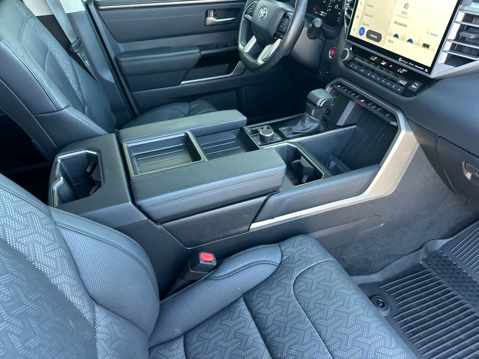 Thumbnail: 2024 Toyota Tundra - 15