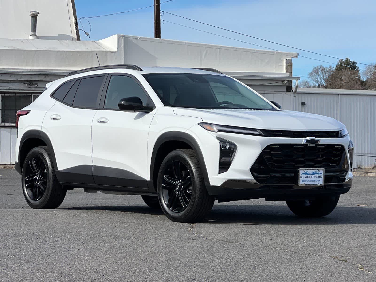 Thumbnail: 2026 Chevrolet Trax - 9