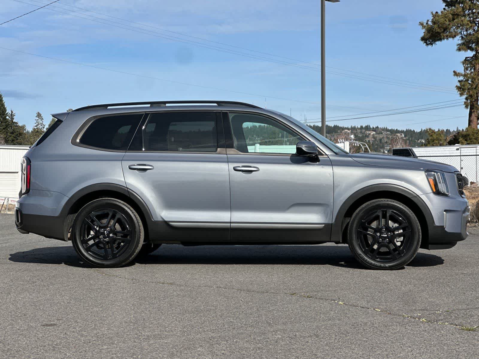 Thumbnail: 2023 Kia Telluride - 8