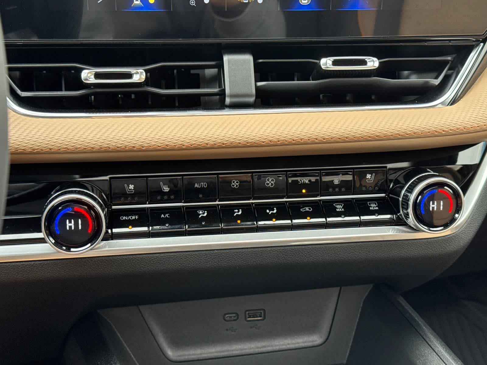 Thumbnail: 2026 Chevrolet Equinox - 21