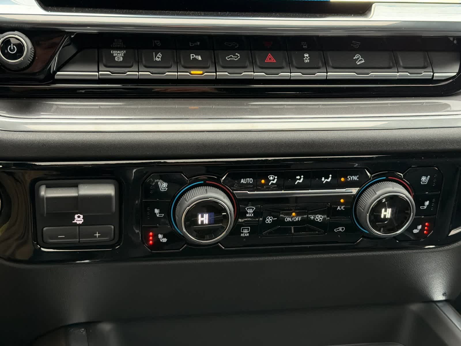 Thumbnail: 2025 Chevrolet Silverado 3500 - 20