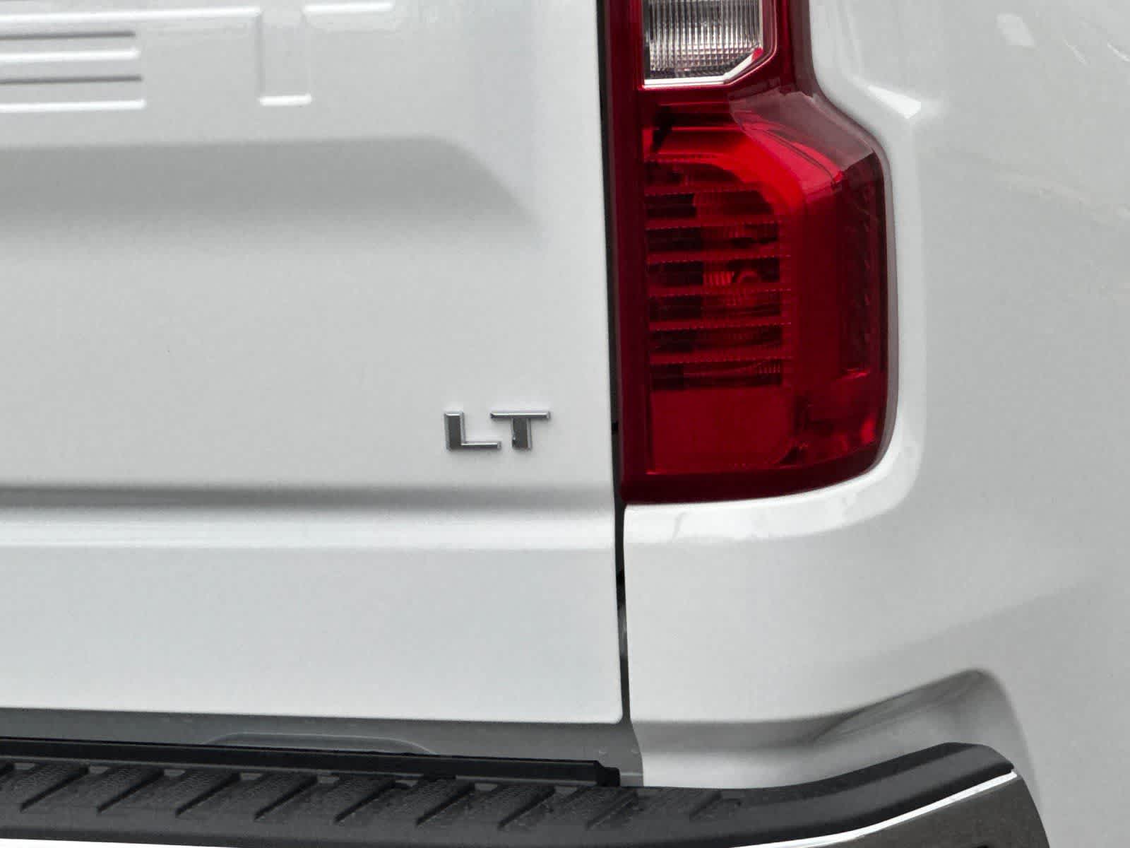 Thumbnail: 2026 Chevrolet Silverado 1500 - 27