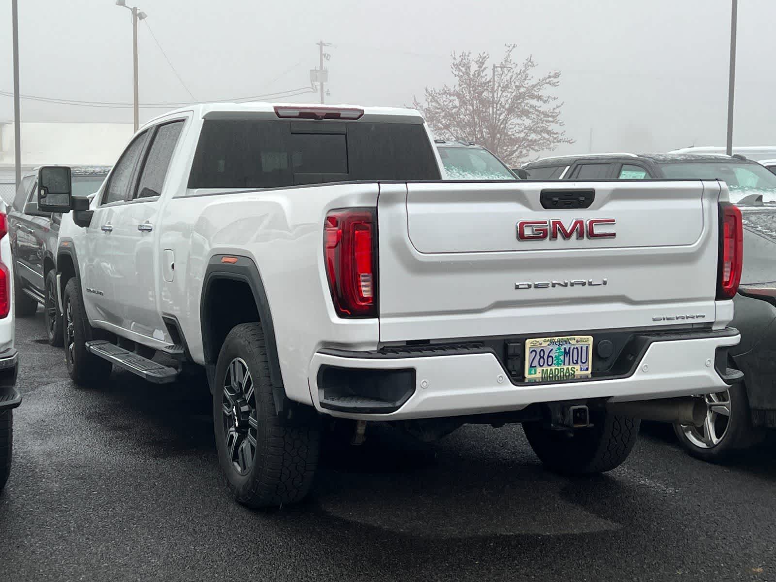 Thumbnail: 2021 GMC Sierra 3500 - 6