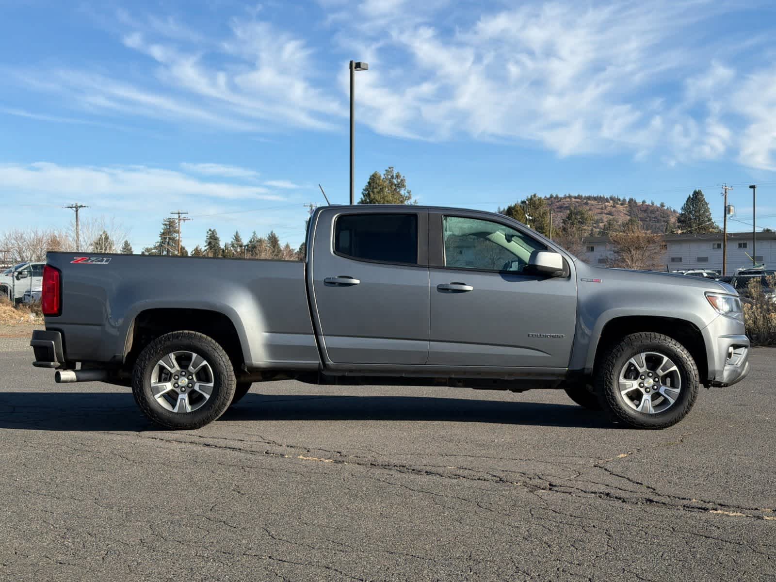 Thumbnail: 2019 Chevrolet Colorado - 8