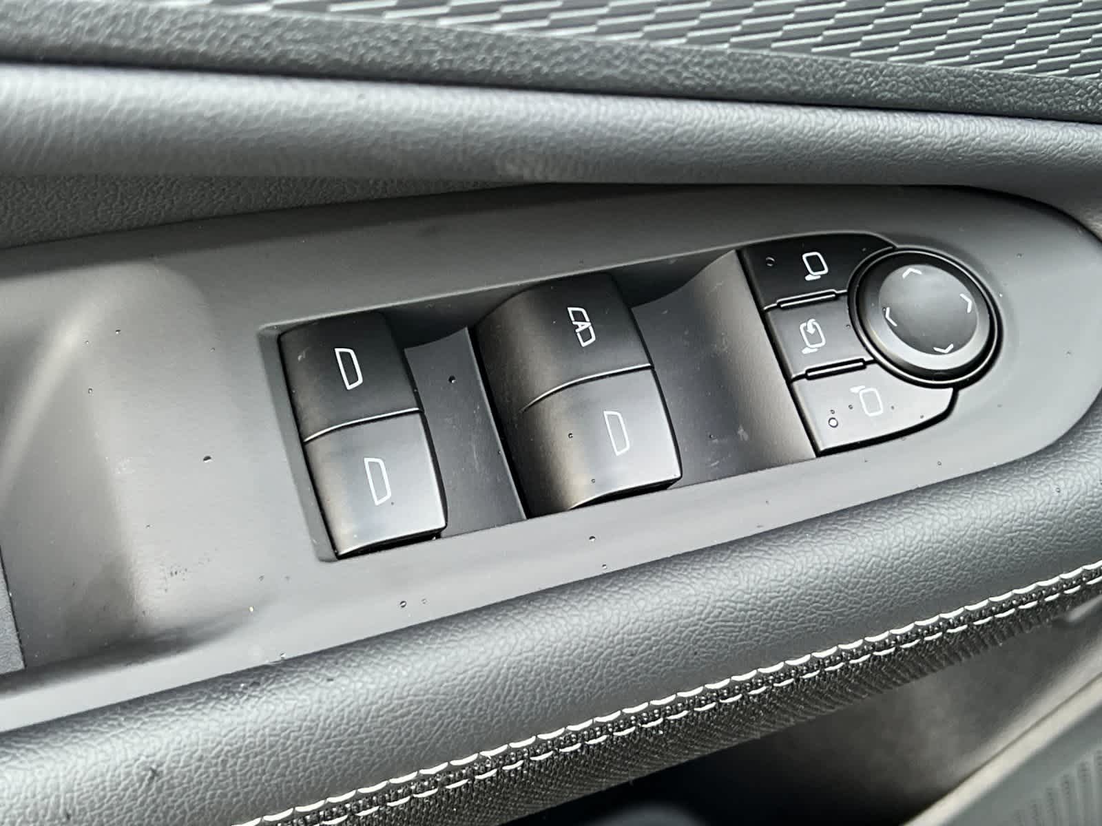 Thumbnail: 2025 Chevrolet Blazer EV - 13