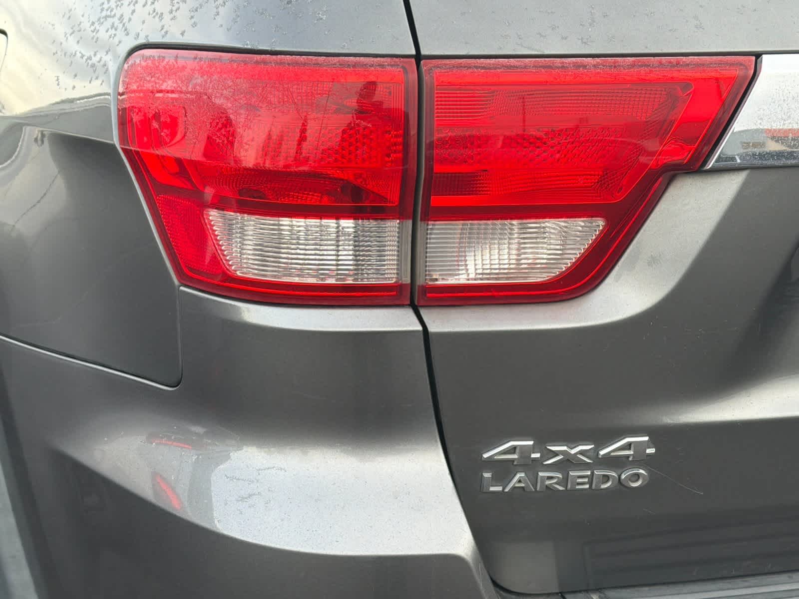 Thumbnail: 2012 Jeep Grand Cherokee - 8