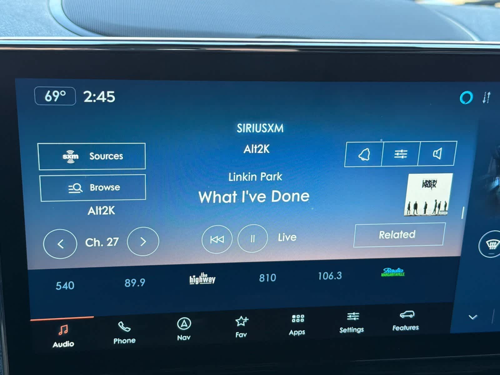 Thumbnail: 2022 Lincoln Navigator - 20