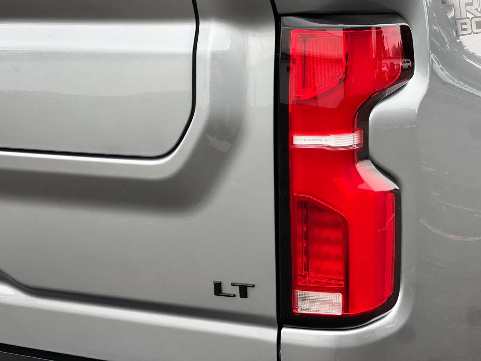 Thumbnail: 2026 Chevrolet Silverado 2500 - 26