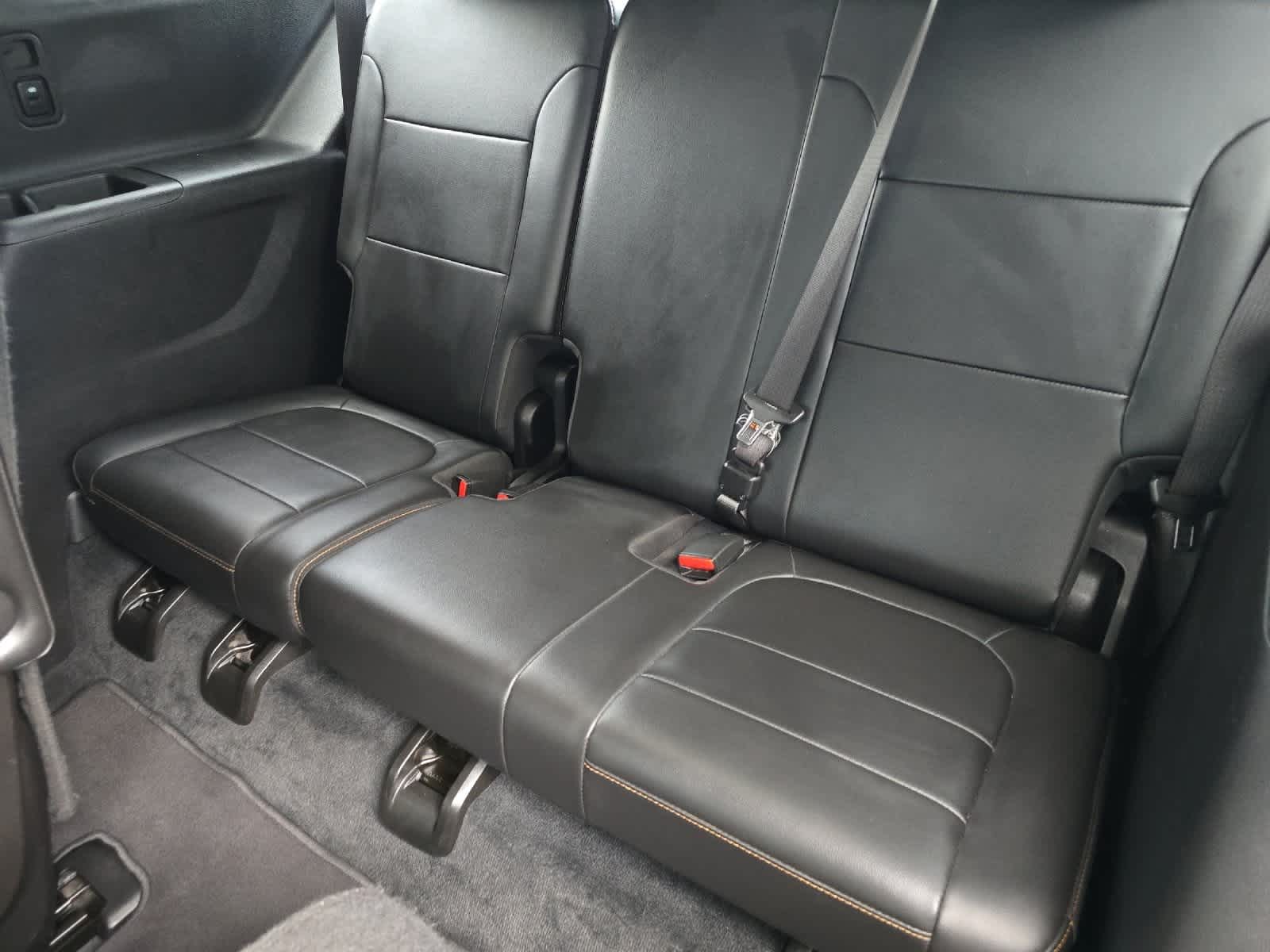 Thumbnail: 2021 Chevrolet Traverse - 15