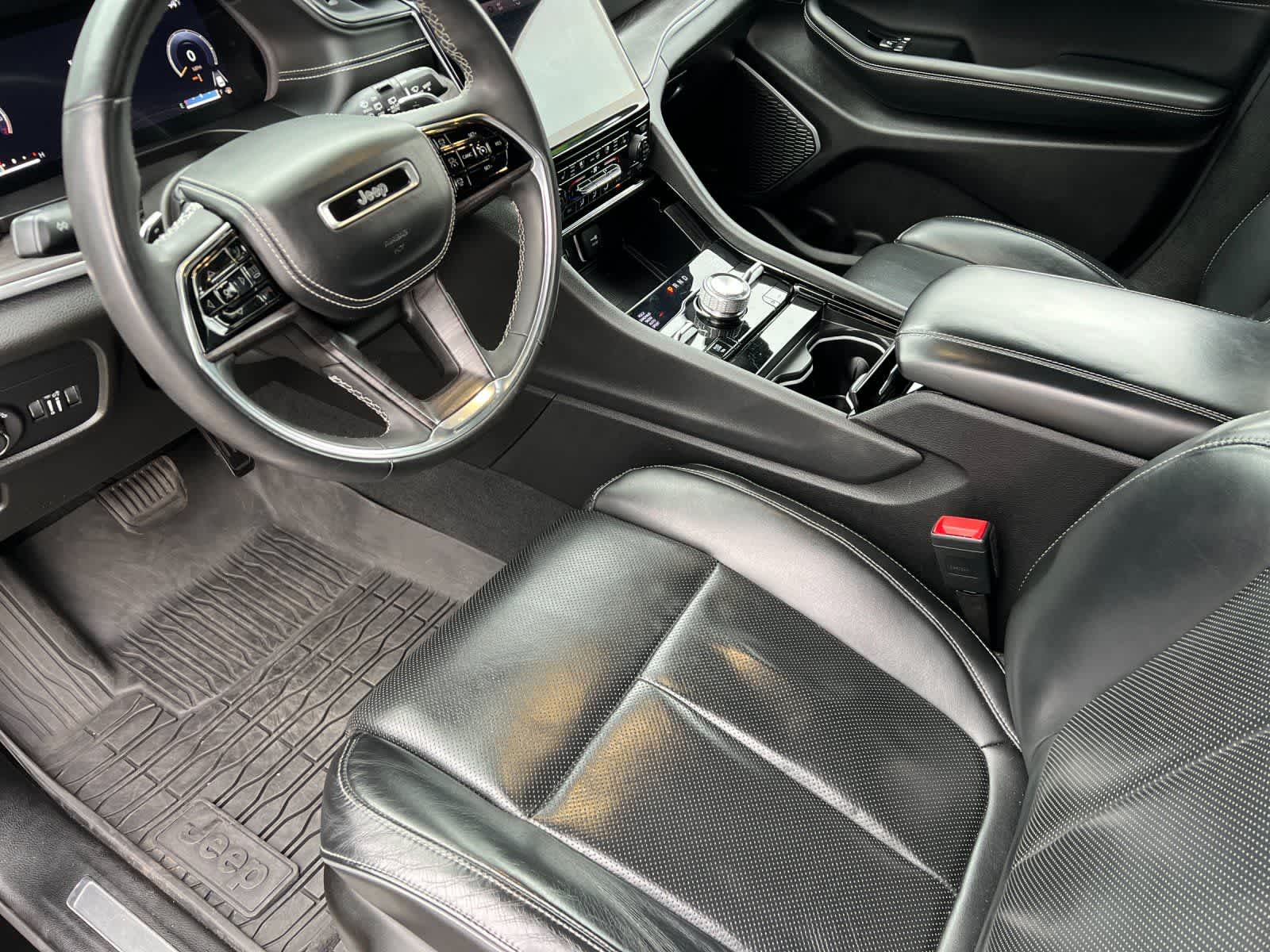 Thumbnail: 2023 Jeep Grand Cherokee - 11