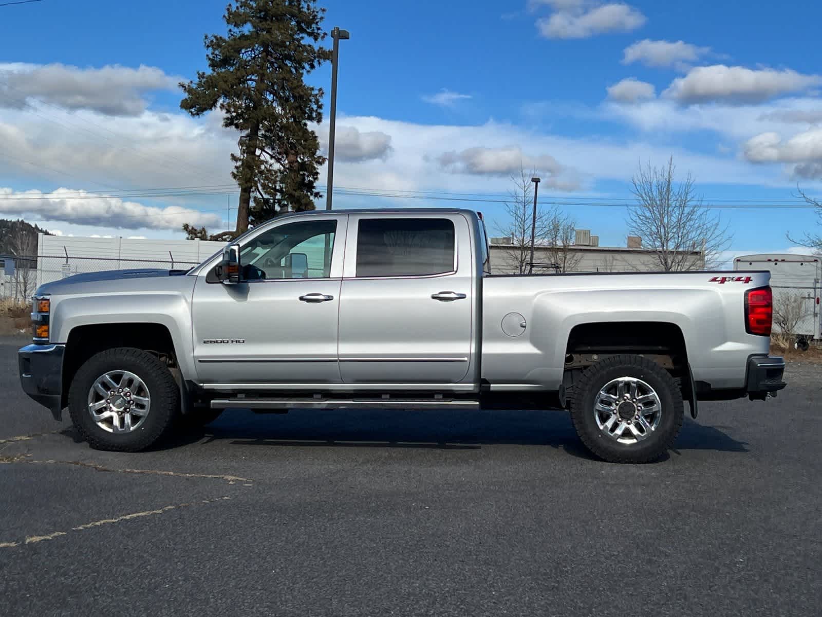 Thumbnail: 2018 Chevrolet Silverado 2500 - 5