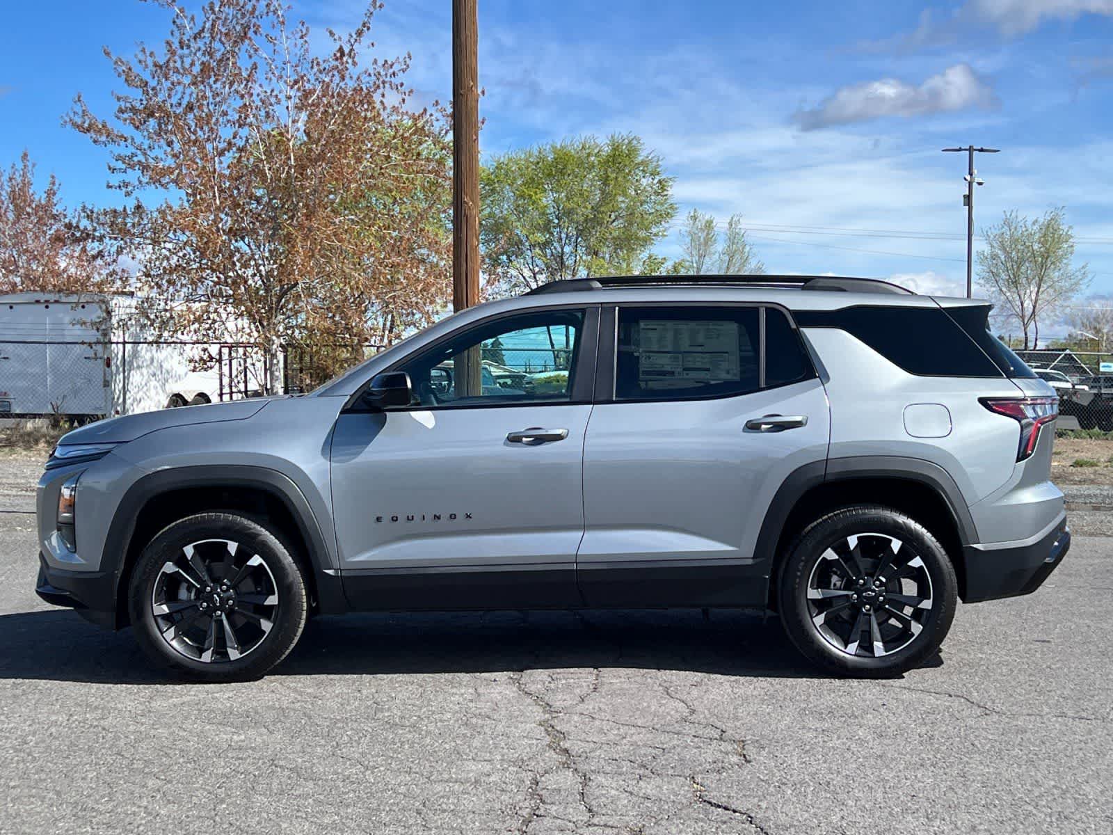 Thumbnail: 2026 Chevrolet Equinox - 5