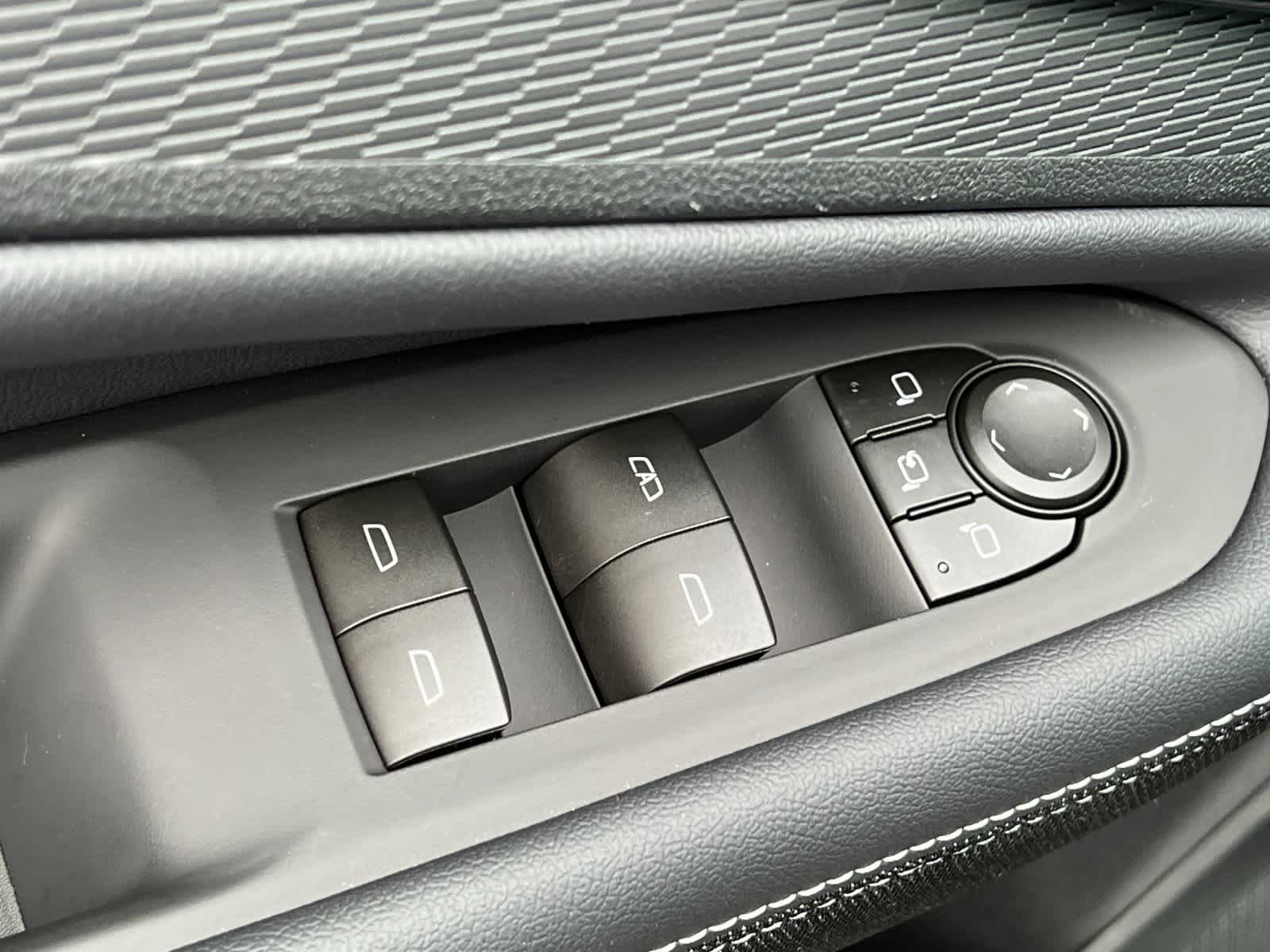 Thumbnail: 2026 Chevrolet Blazer EV - 13