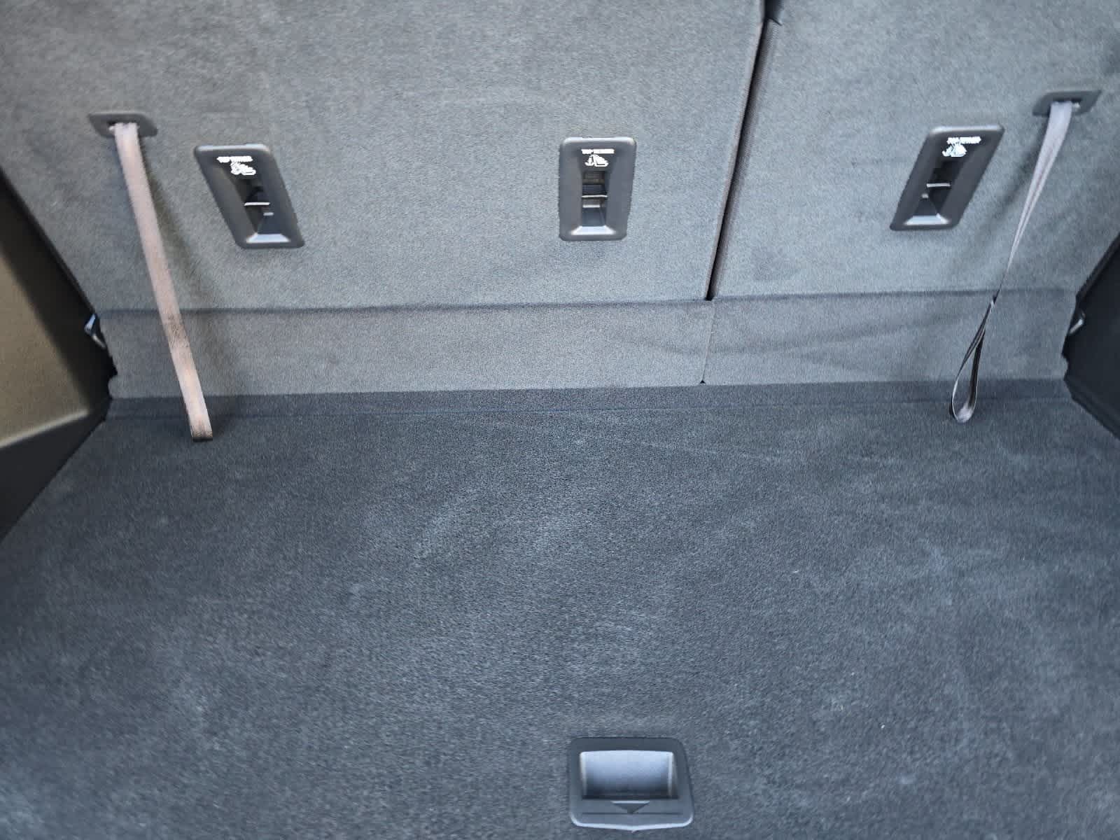 Thumbnail: 2025 Chevrolet Traverse - 16