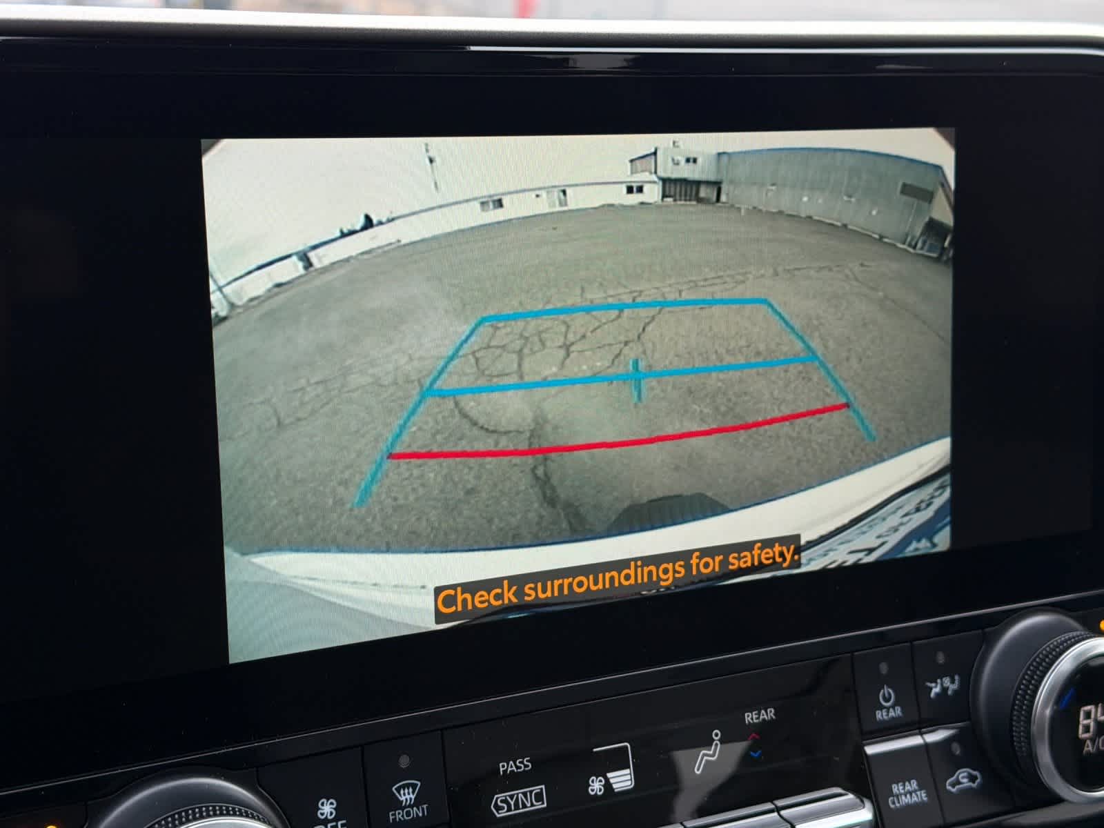 Thumbnail: 2023 Toyota Highlander - 20