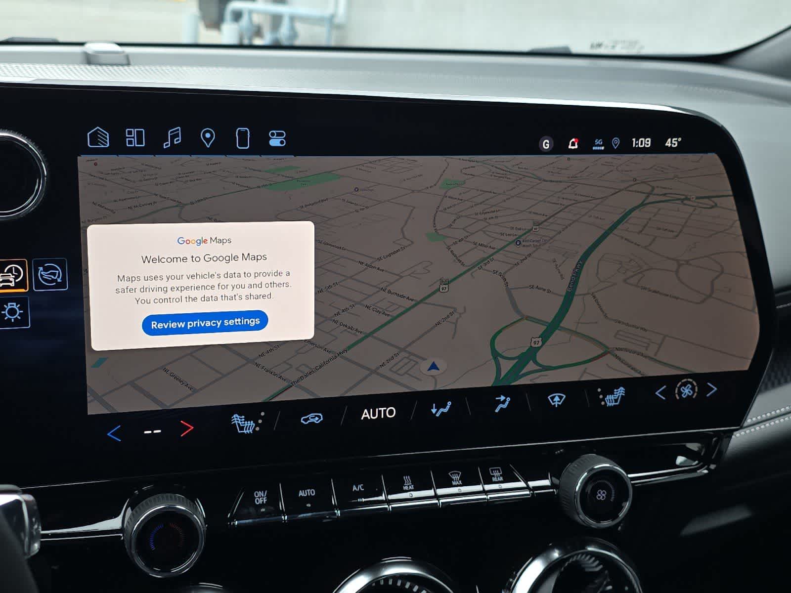 Thumbnail: 2025 Chevrolet Blazer EV - 19