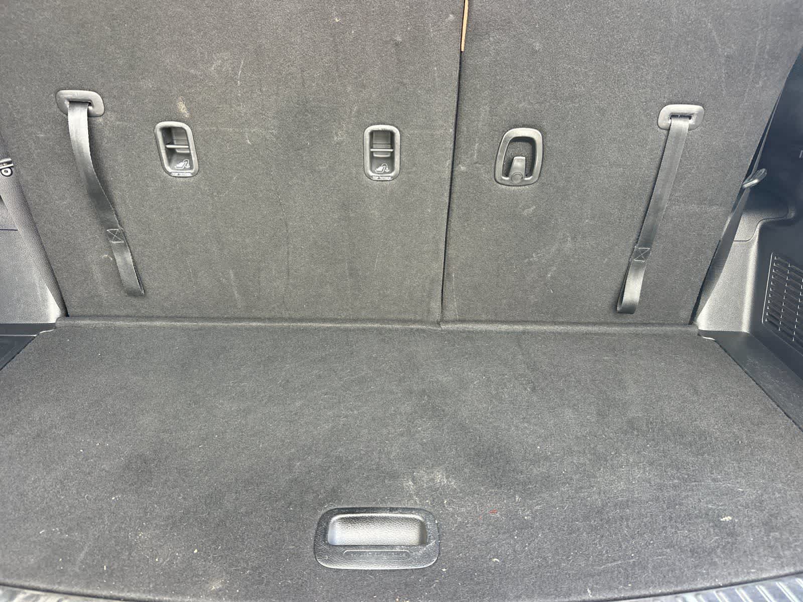 Thumbnail: 2023 Kia Telluride - 16