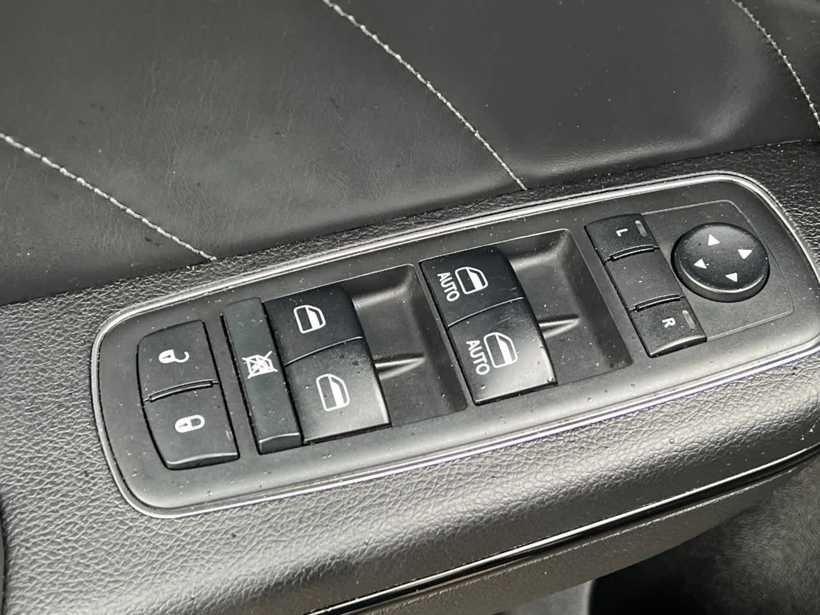 Thumbnail: 2017 Dodge Charger - 13