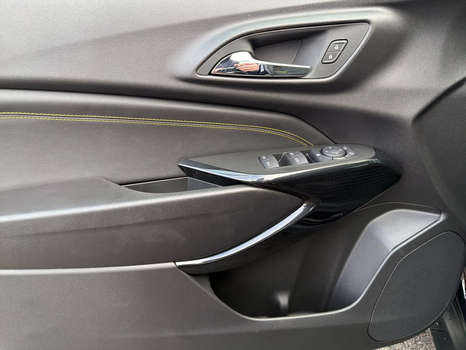 Thumbnail: 2026 Chevrolet Trax - 11