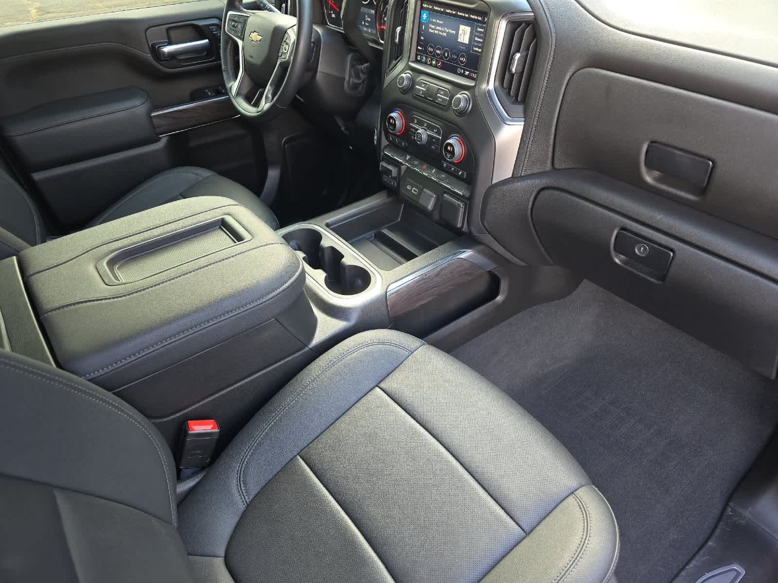 Thumbnail: 2022 Chevrolet Silverado 3500 - 15