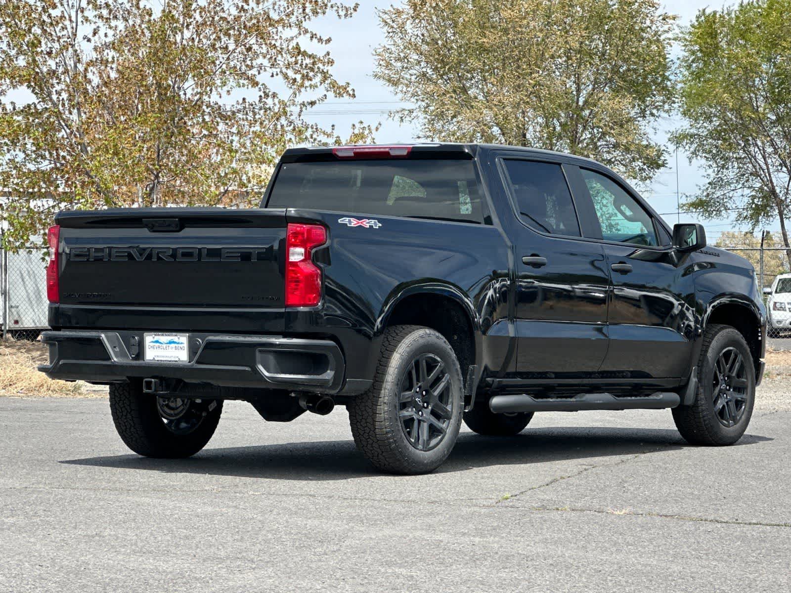 Thumbnail: 2026 Chevrolet Silverado 1500 - 2