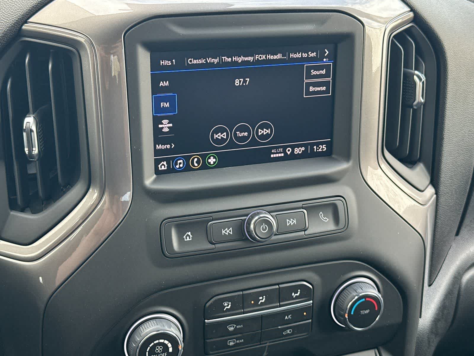 Thumbnail: 2026 Chevrolet Silverado 1500 - 17