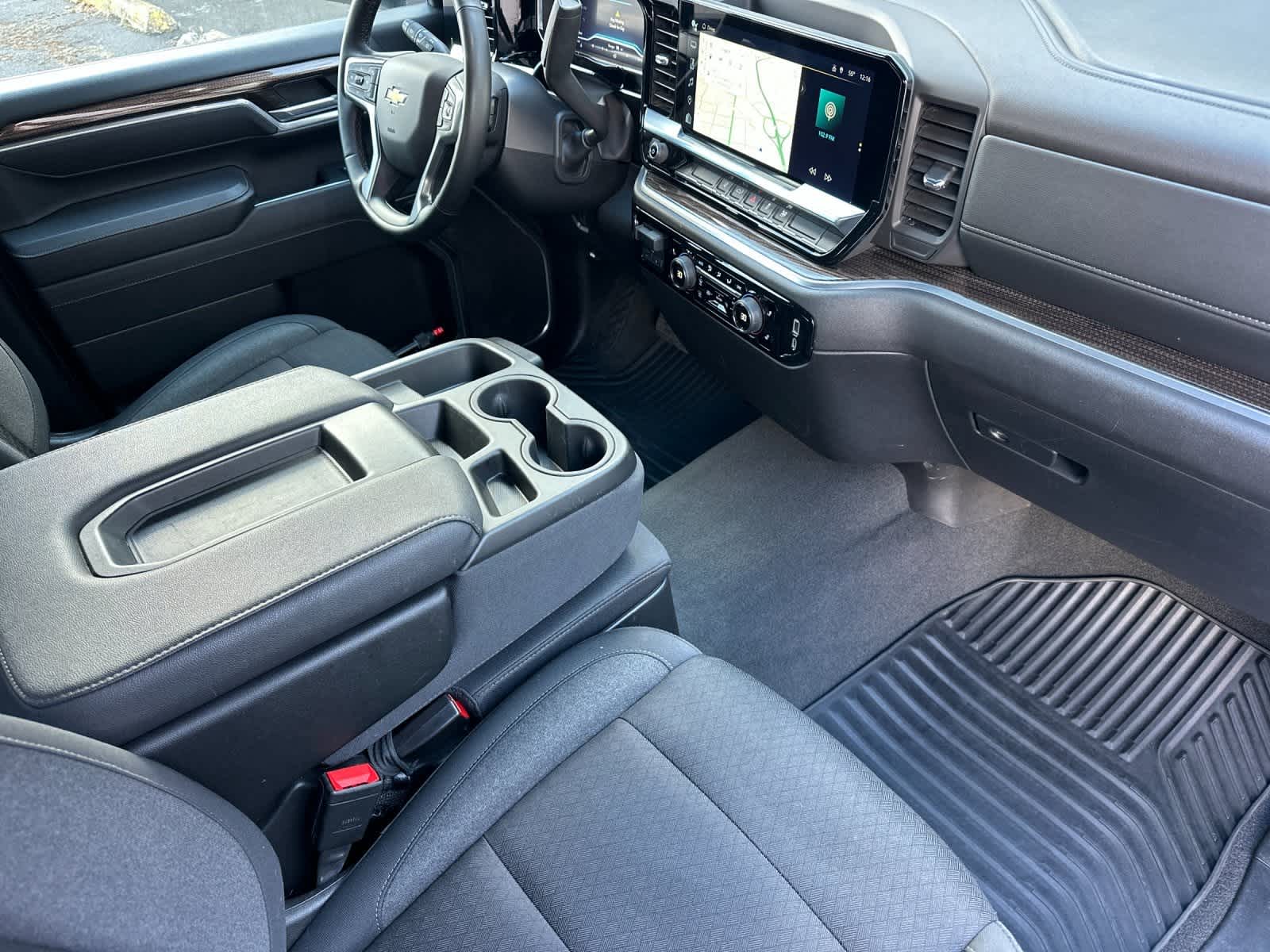 Thumbnail: 2025 Chevrolet Silverado 2500 - 15