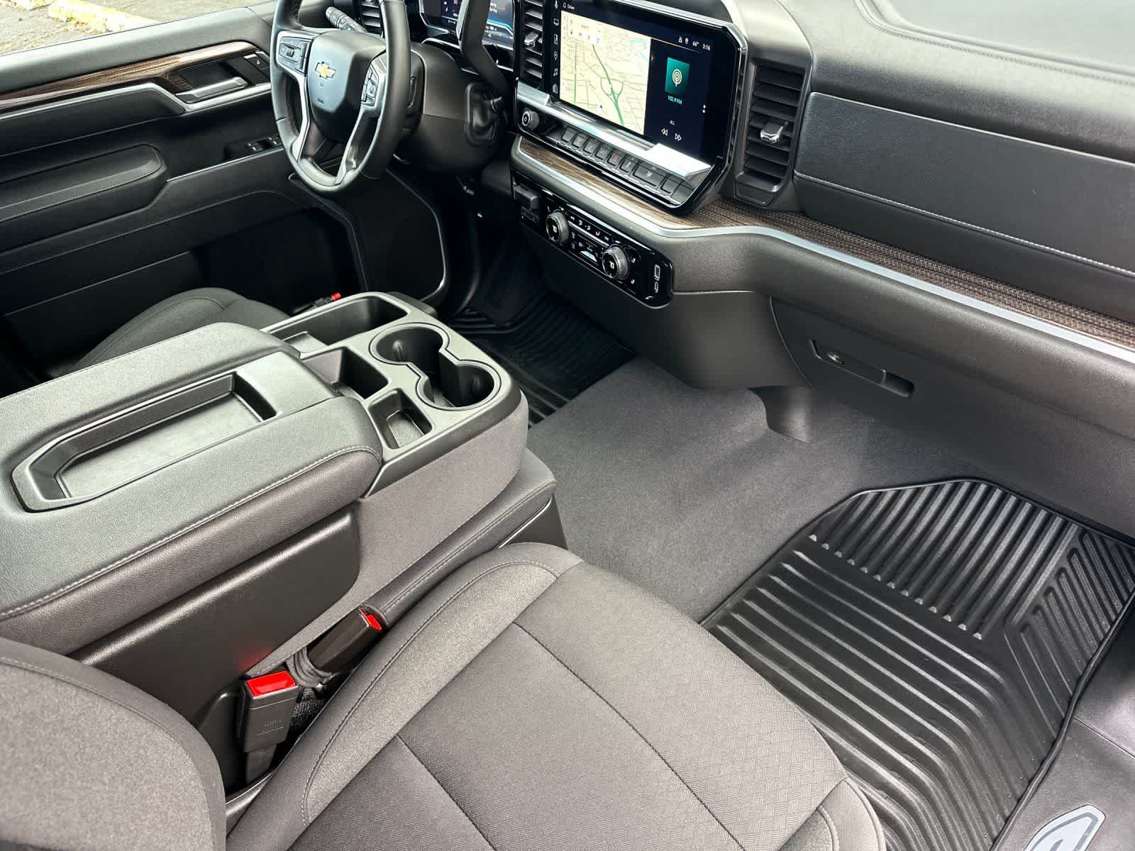 Thumbnail: 2025 Chevrolet Silverado 2500 - 15