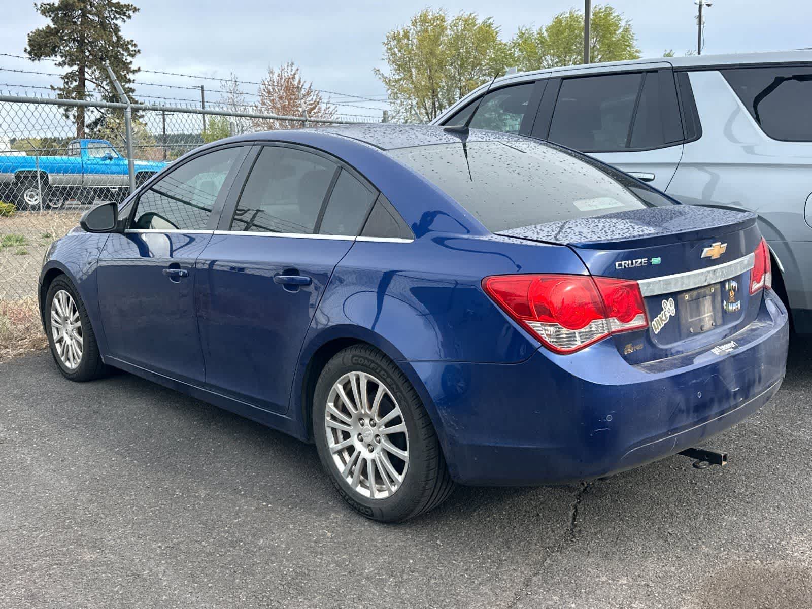 Thumbnail: 2012 Chevrolet Cruze - 4