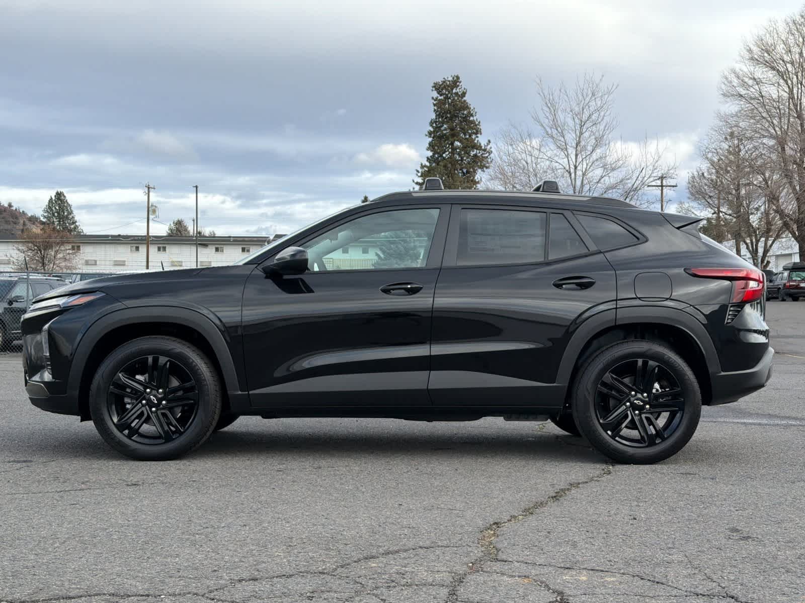 Thumbnail: 2026 Chevrolet Trax - 5