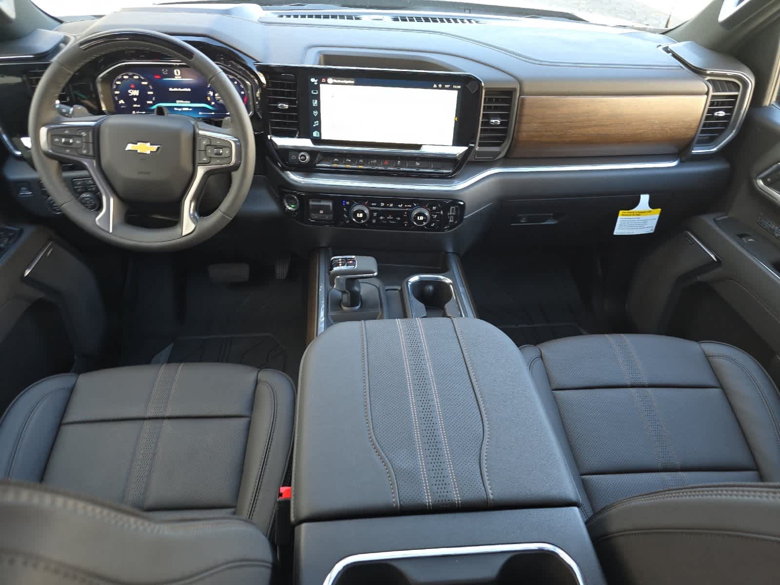 Thumbnail: 2026 Chevrolet Silverado 1500 - 3