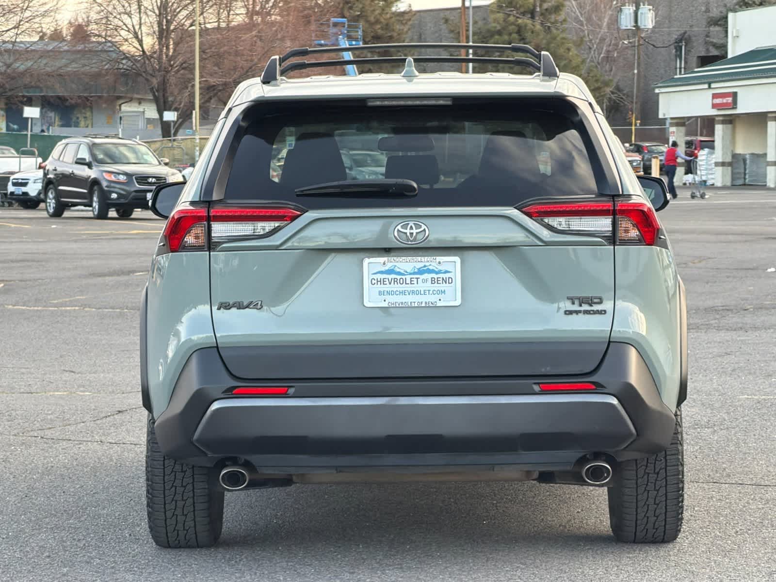 Thumbnail: 2020 Toyota RAV4 - 7