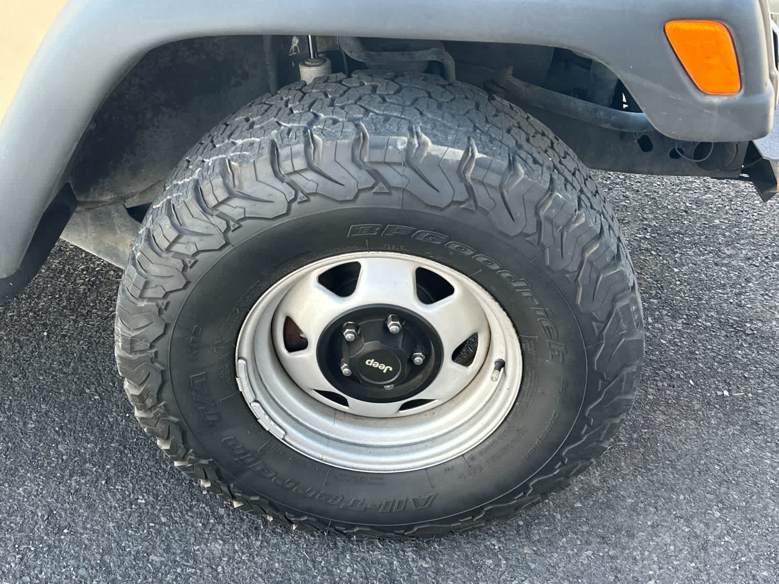 Thumbnail: 2004 Jeep Wrangler - 10