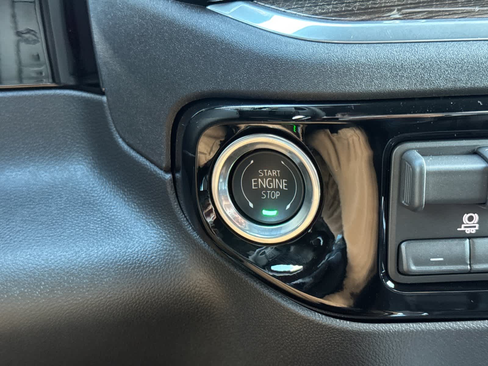 Thumbnail: 2026 Chevrolet Silverado 1500 - 22