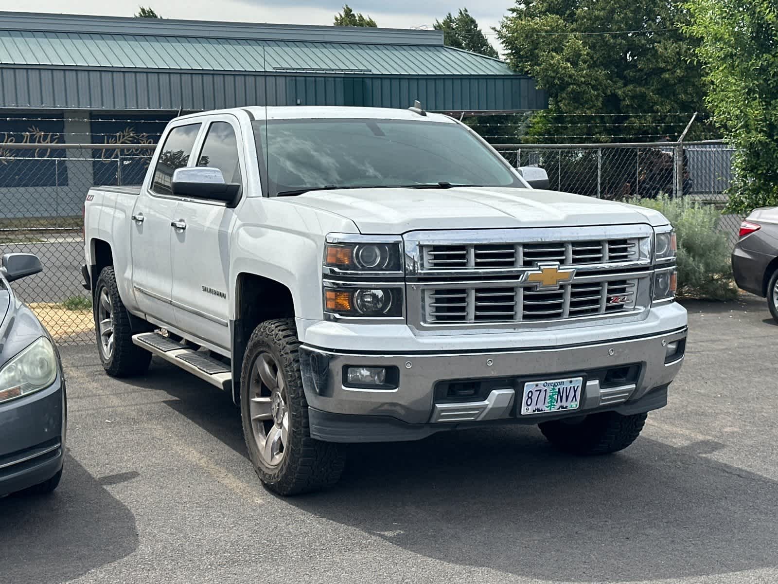 Thumbnail: 2015 Chevrolet Silverado 1500 - 4