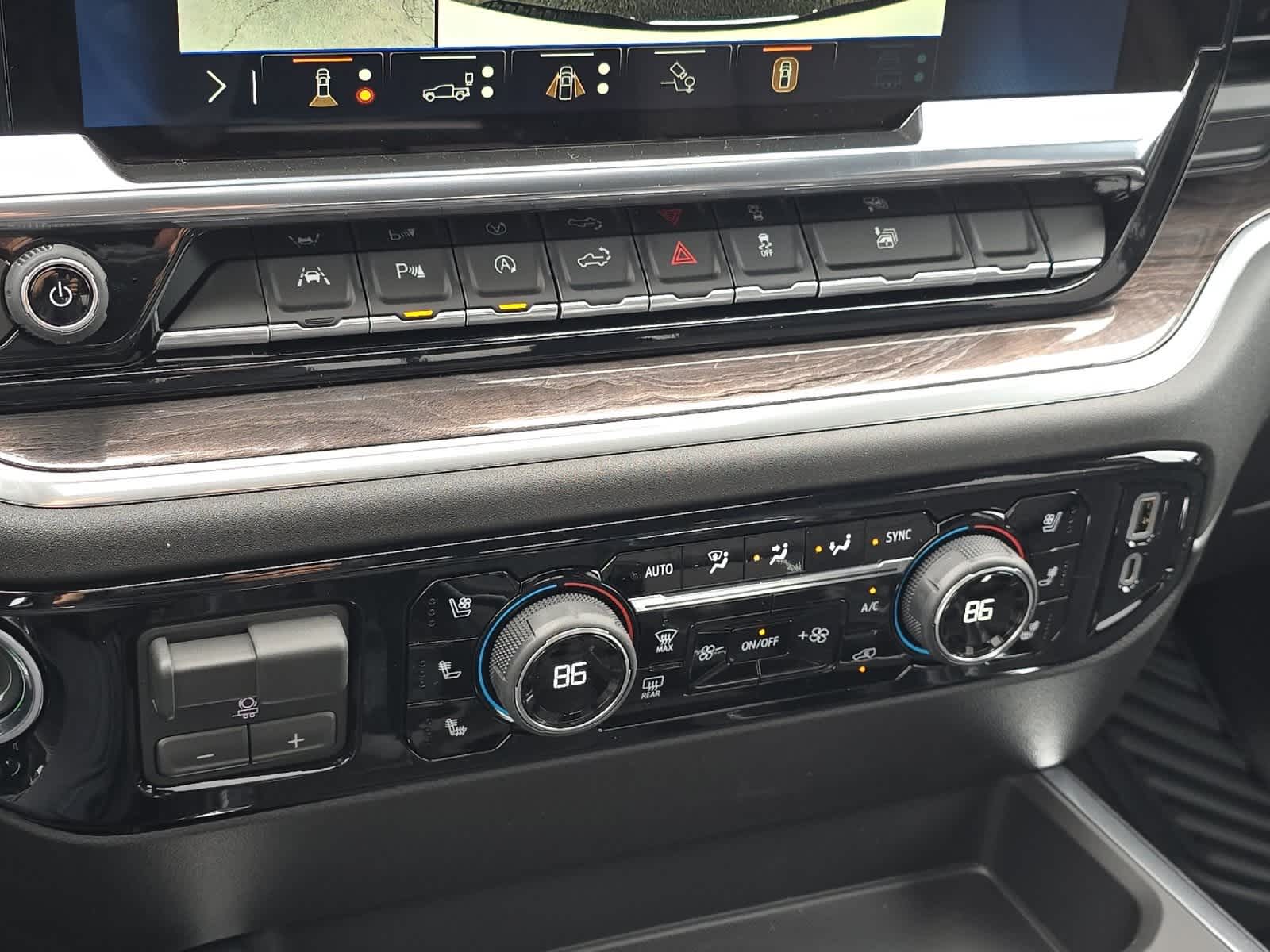 Thumbnail: 2026 Chevrolet Silverado 1500 - 20