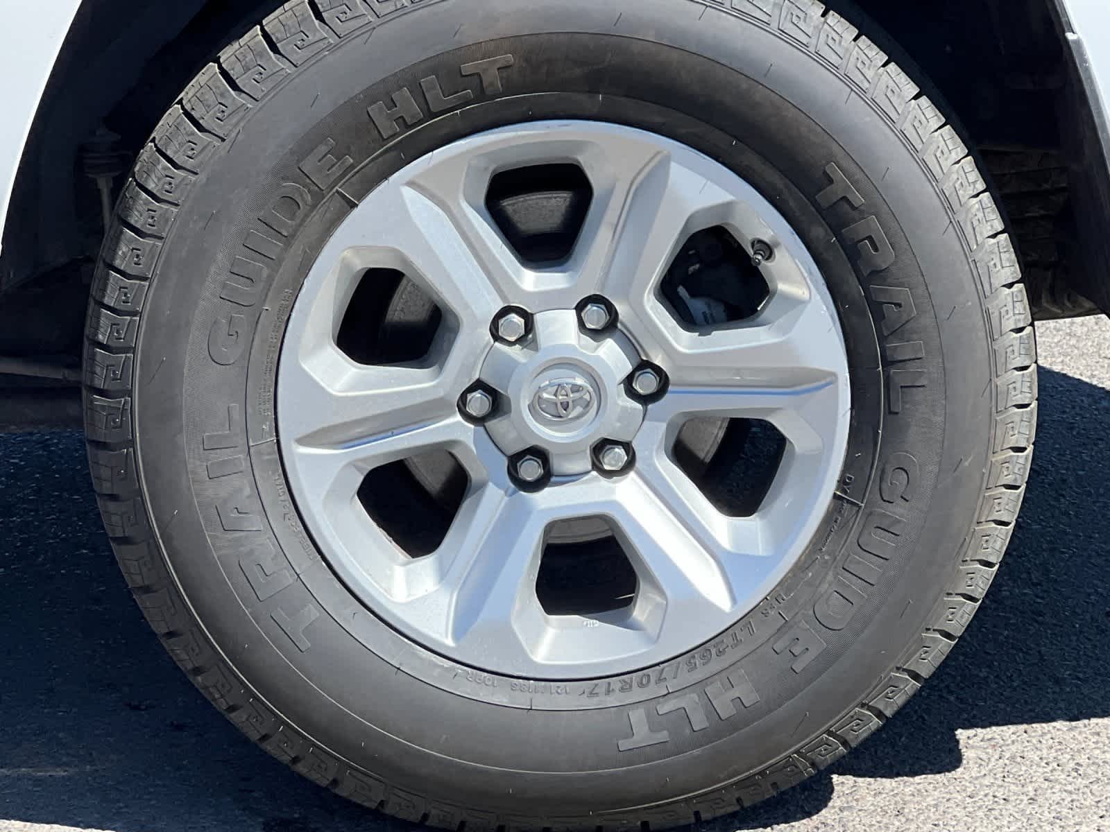 Thumbnail: 2021 Toyota 4Runner - 27