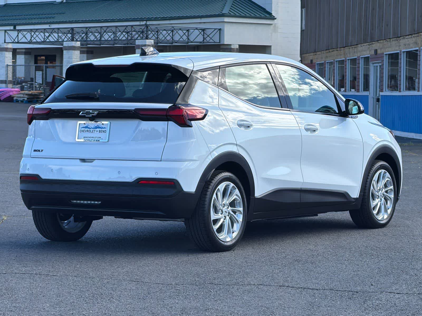Thumbnail: 2027 Chevrolet Bolt EV - 2
