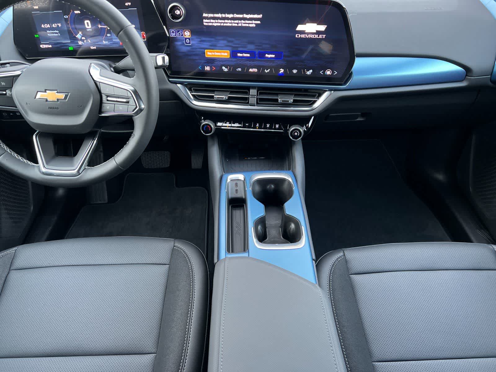 Thumbnail: 2026 Chevrolet Equinox - 3