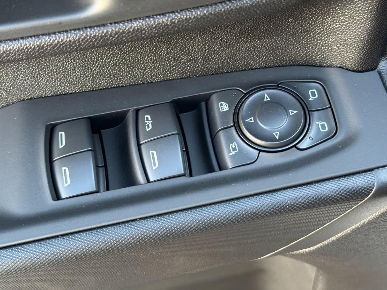 Thumbnail: 2026 Chevrolet Silverado 2500 - 13