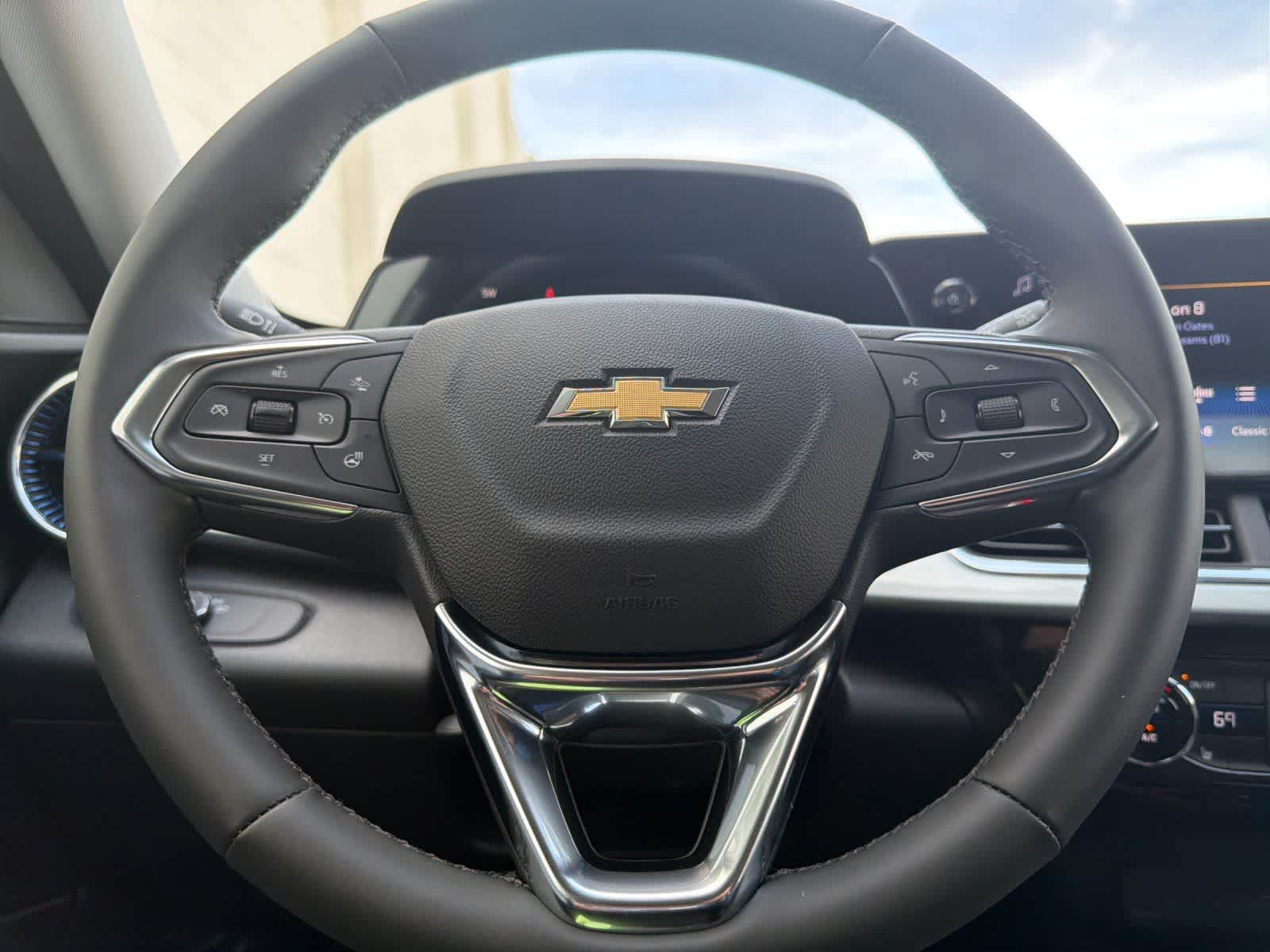 Thumbnail: 2026 Chevrolet Trax - 23