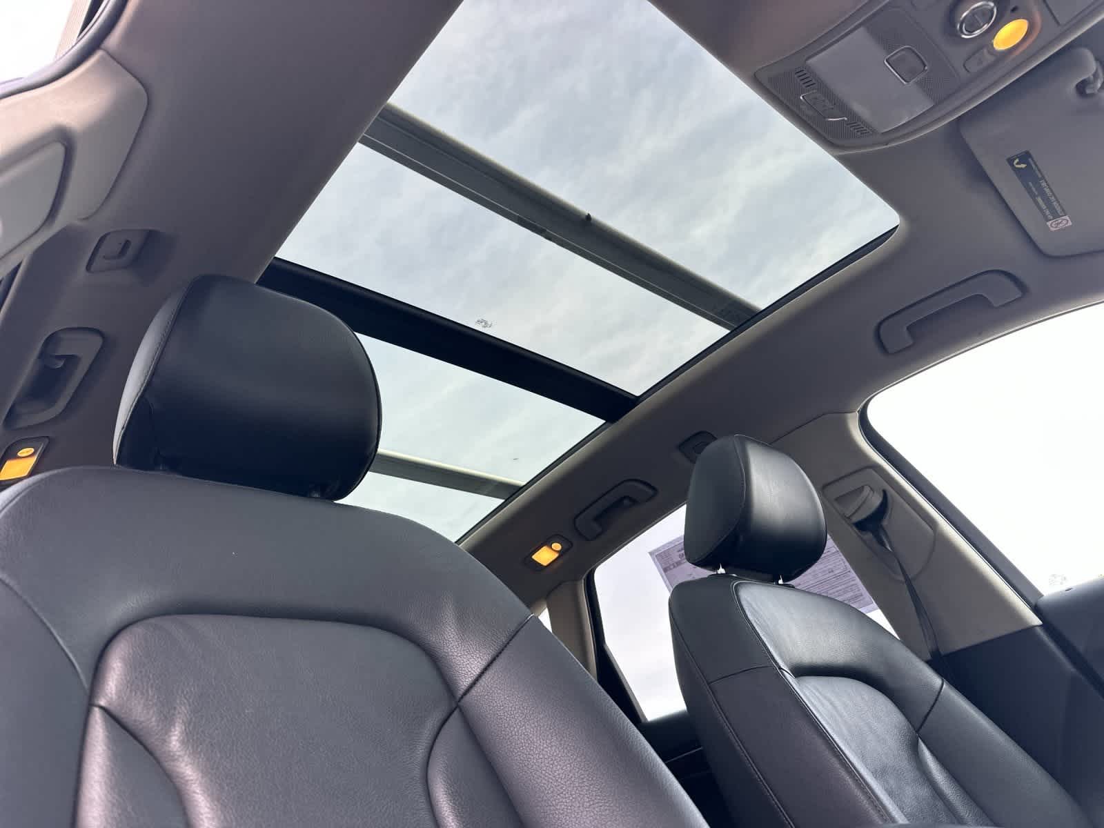 Thumbnail: 2010 Audi Q5 - 17