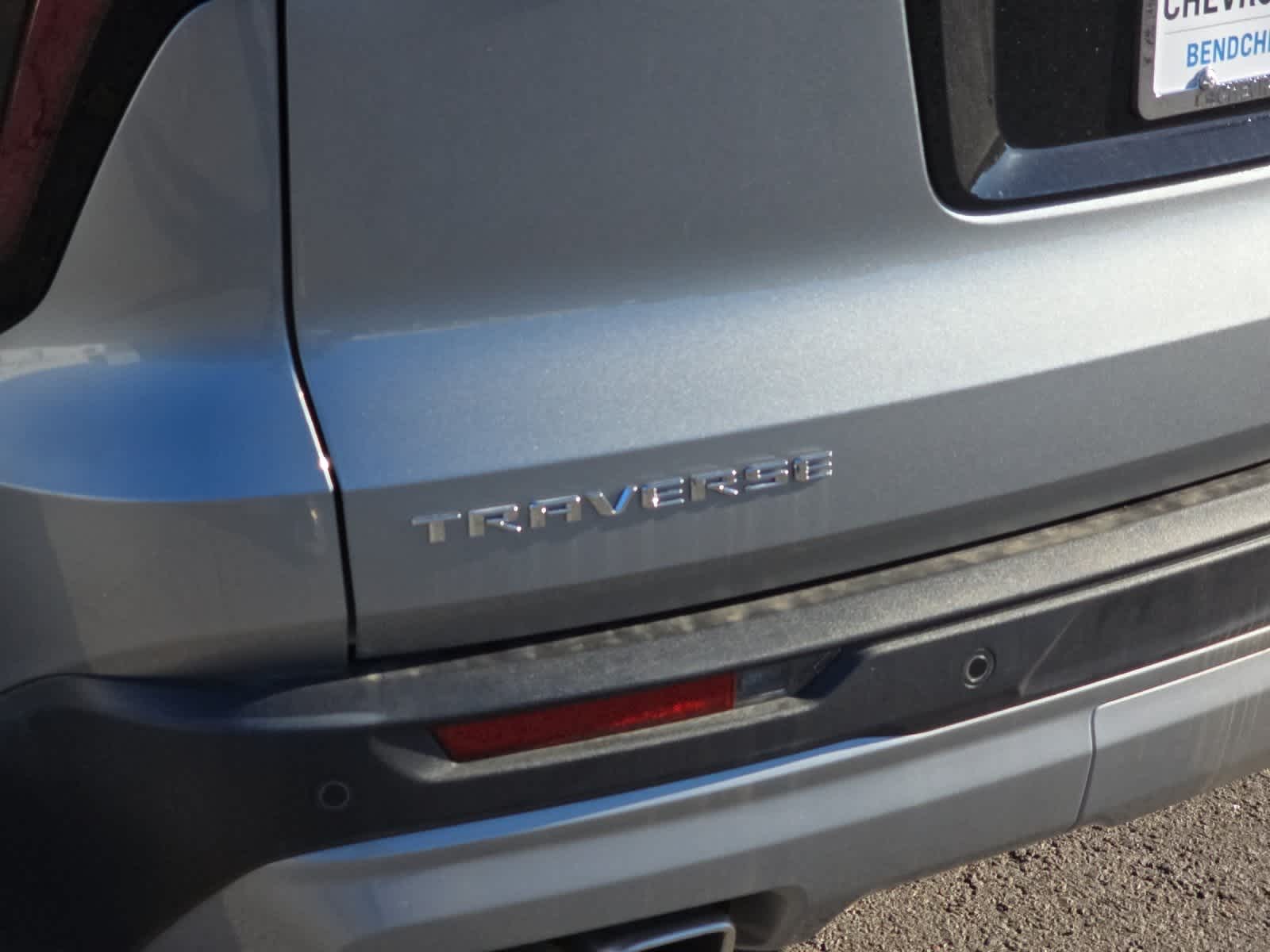 Thumbnail: 2025 Chevrolet Traverse - 28