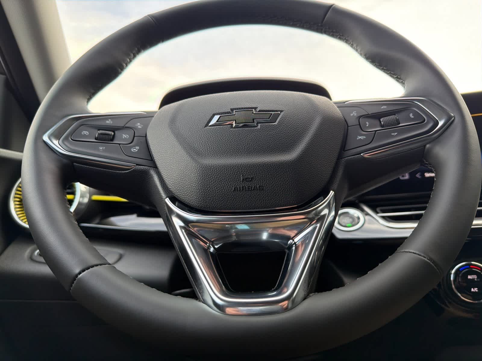 Thumbnail: 2026 Chevrolet Trax - 23