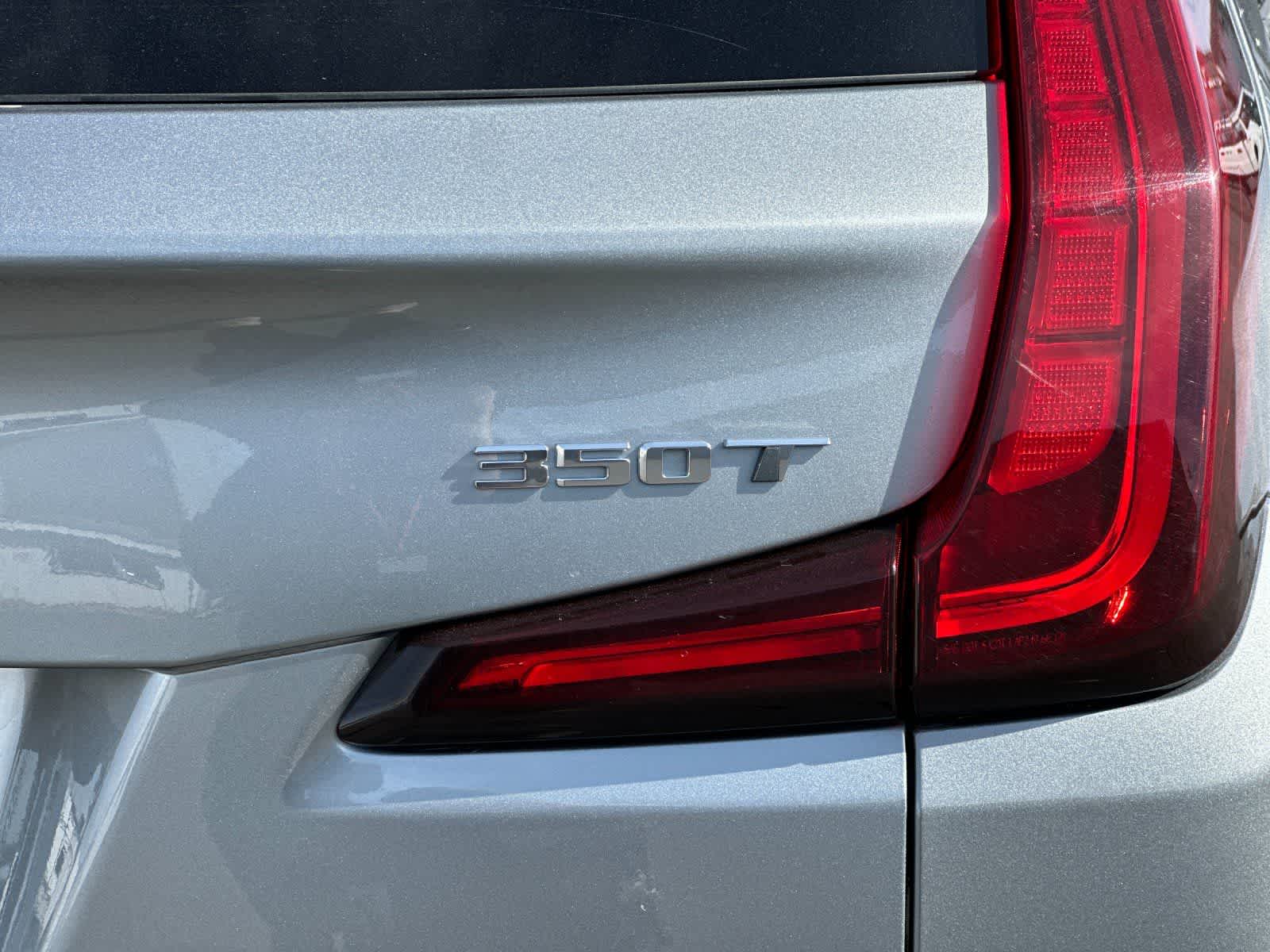 Thumbnail: 2025 Cadillac XT4 - 27